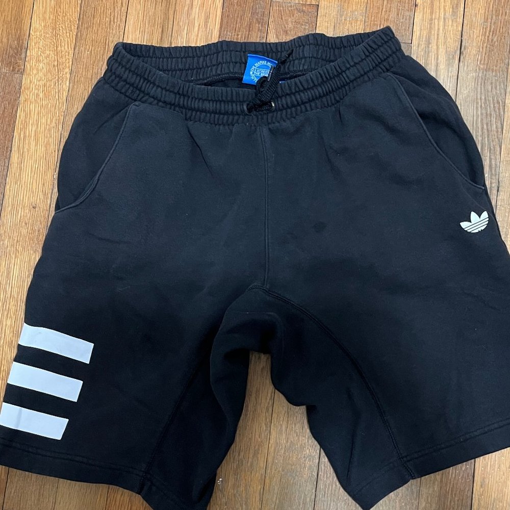 Adidas Men’s Shorts (M)